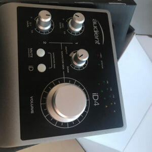 Audient iD4